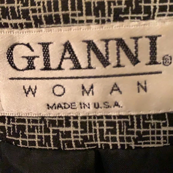 Gianni Woman size 20 gorgeous blazer - Picture 7 of 10